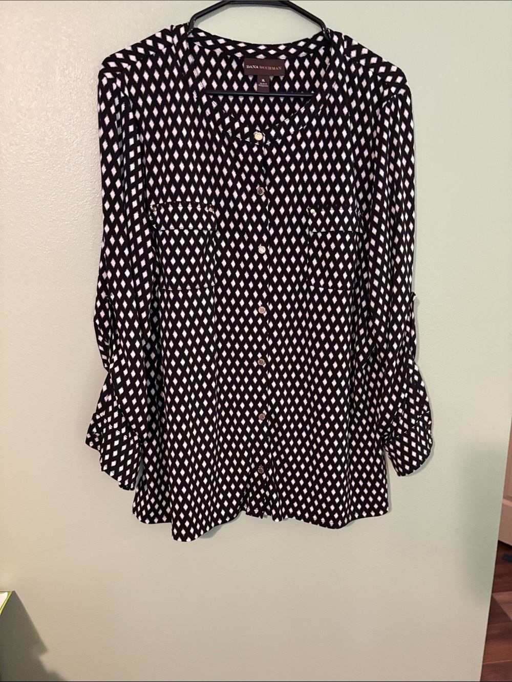 Dana Buchman Black and White Diamond Print Button-Down Shirt